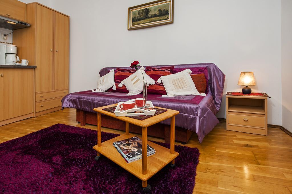Apartment Main Street Carera Rovinj Exterior foto